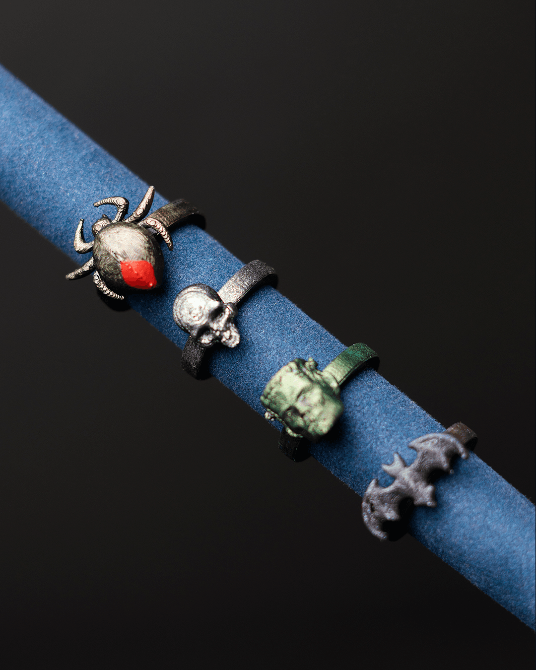 HALLOWEEN RINGS
